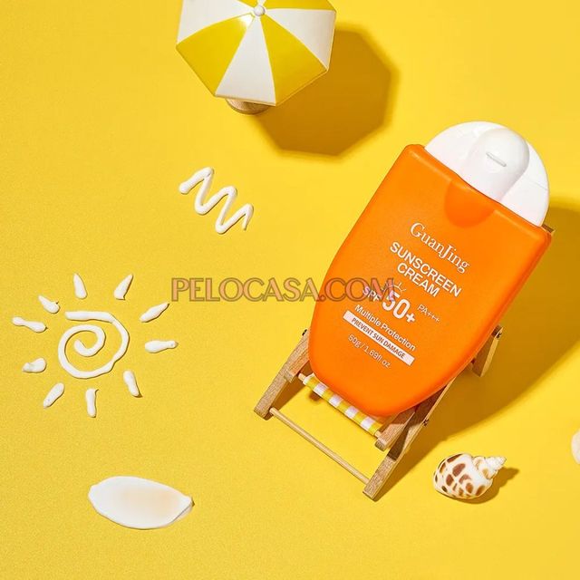 Protector Solar con Vitamina C SPF 50